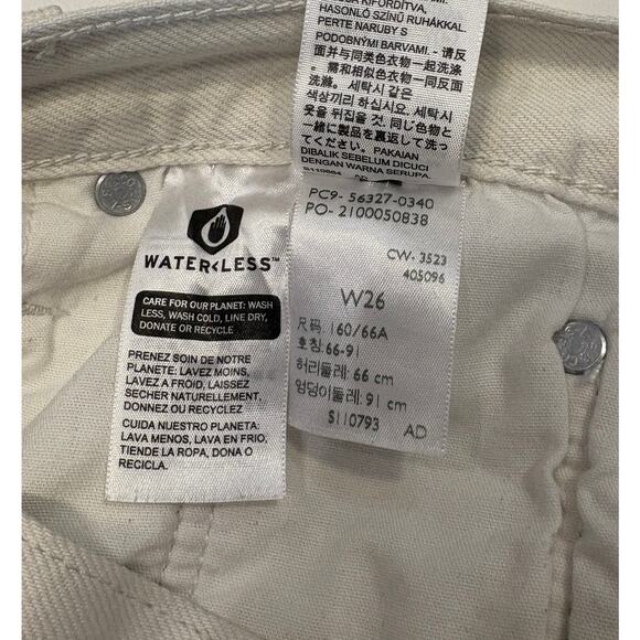 Levi's women's 501 Premium Denim Shorts in Off White Size 26 - Picture 4 of 4